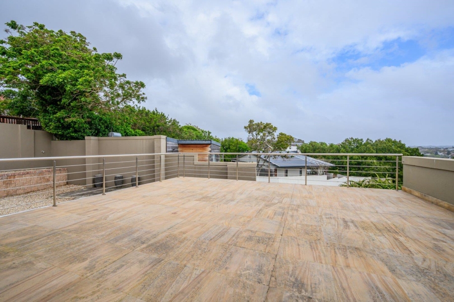 5 Bedroom Property for Sale in Mill Park Eastern Cape